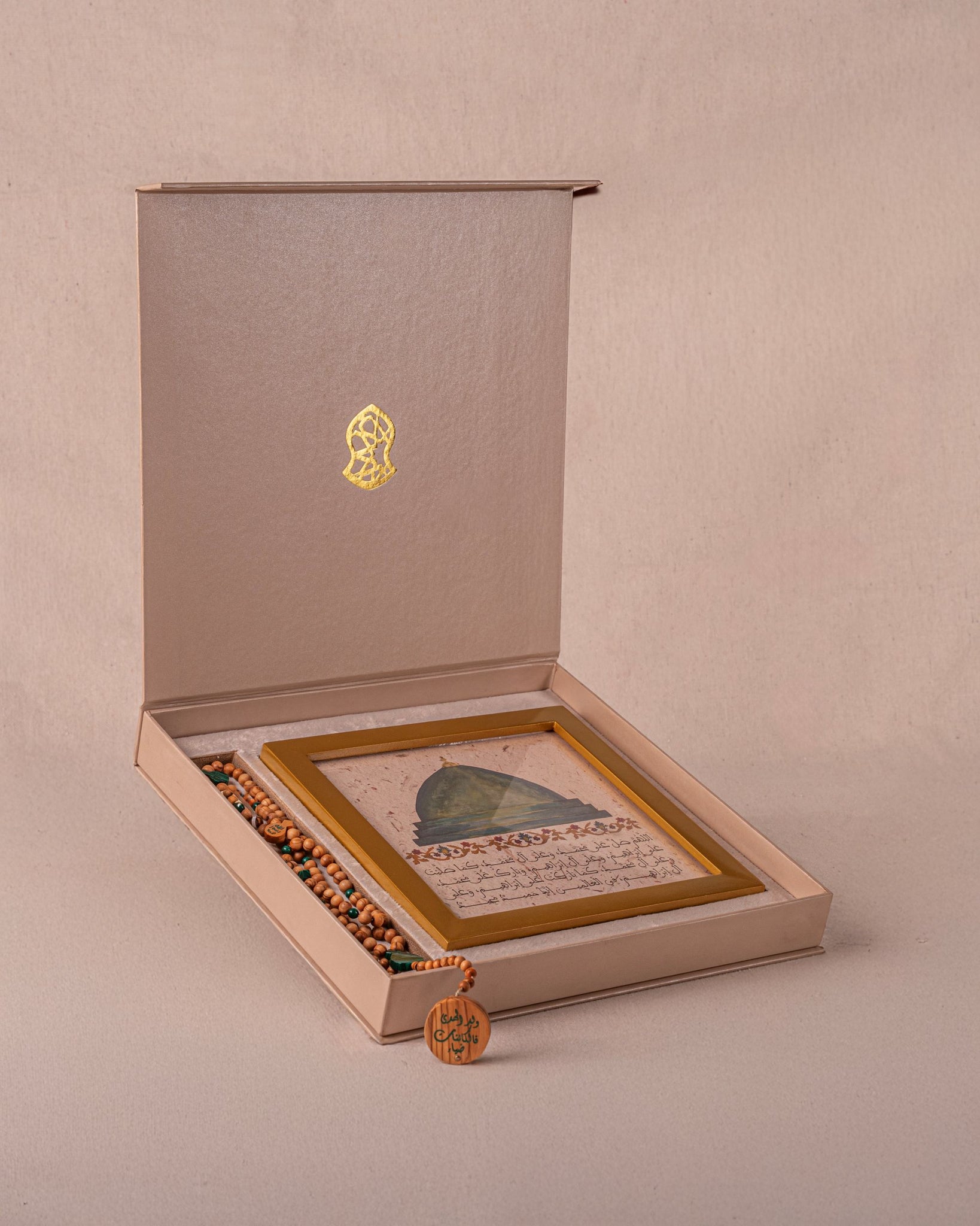 "سبحة "قبة المسجد النبوي