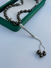 ثلث 33 حبة من اليسر